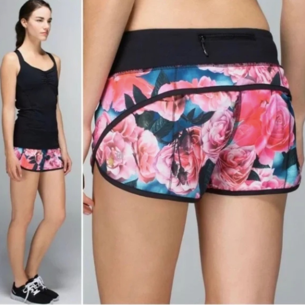 Lululemon secret garden print speed short size 2